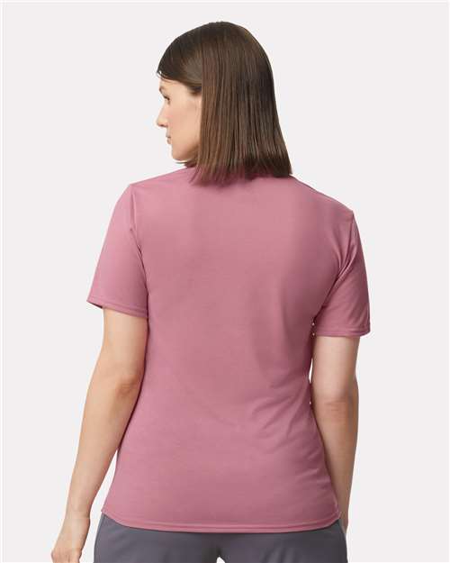 Gildan 42000 - Unisex Performance T-Shirt - Plumrose