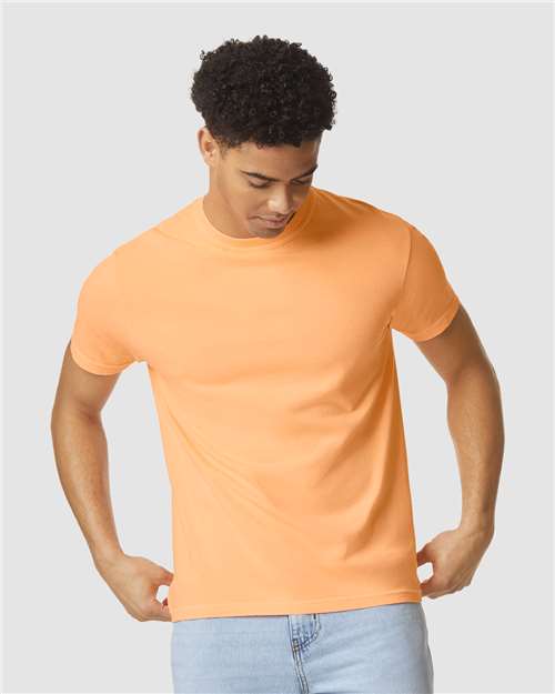 Comfort Colors 1717 - Unisex Garment-Dyed Heavyweight T-Shirt - Neon Cantaloupe