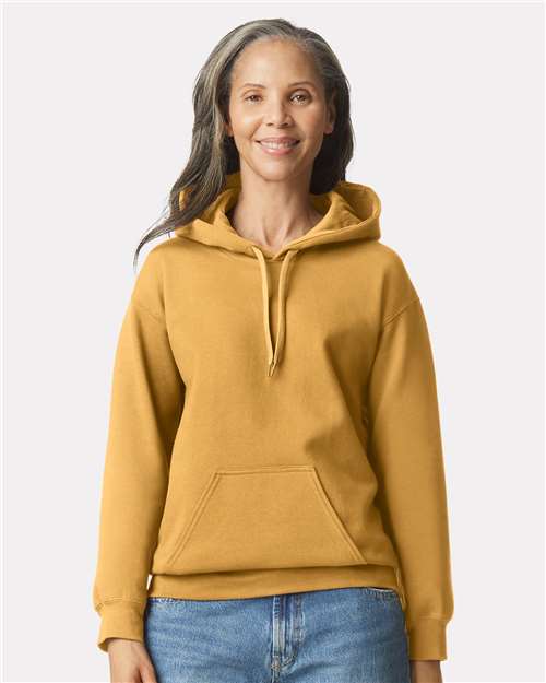 Gildan SF500 - Unisex Softstyle Midweight Hooded Sweatshirt - Mustard