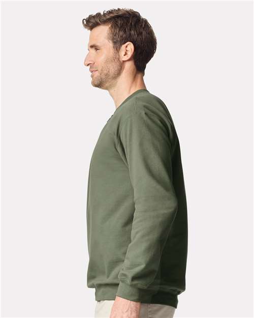 Gildan SF008 - Unisex Softstyle Midweight 1/4 Zip Sweatshirt - Military Green