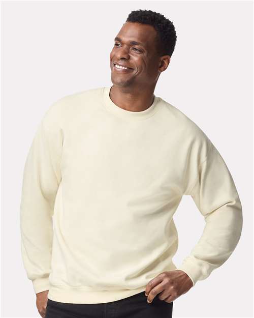 Gildan SF000 - Unisex Softstyle Midweight Crewneck Sweatshirt - Off White
