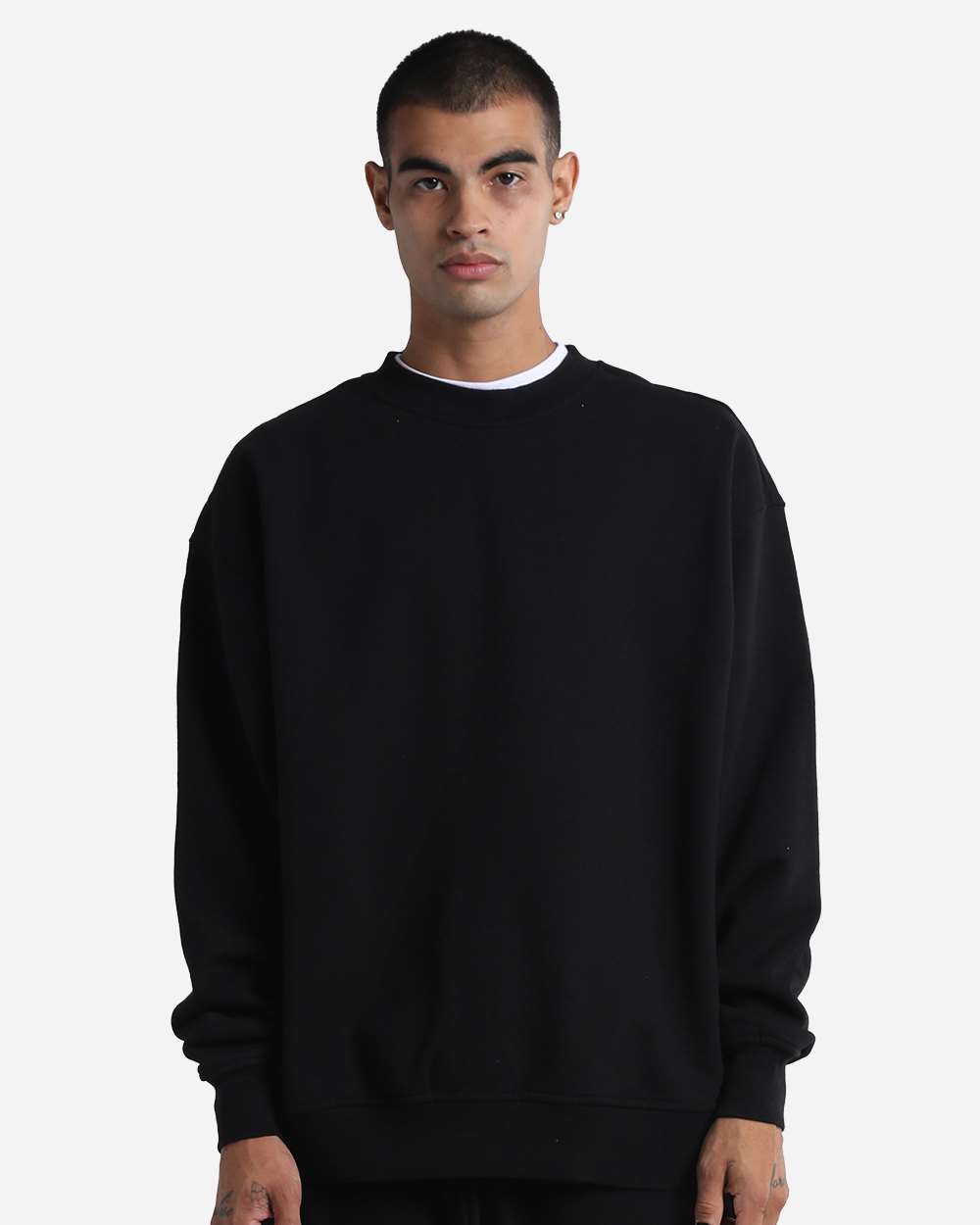 Shaka Wear SHGMC - Unisex Max Heavy Garment-Dyed Crewneck Sweatshirt - Black