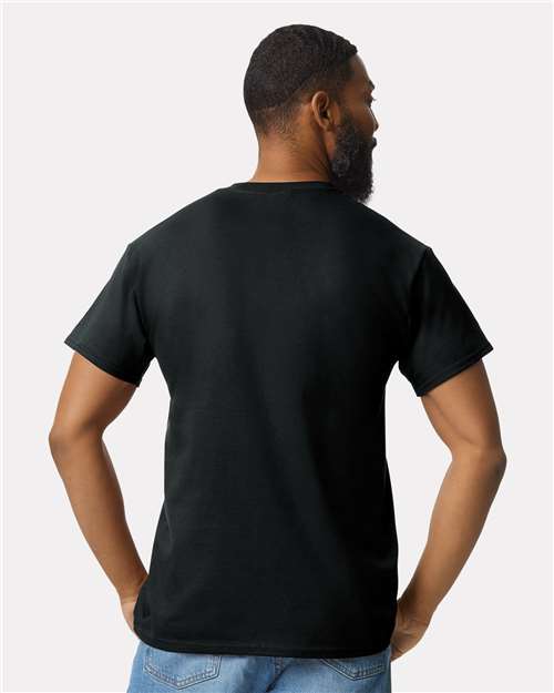 Gildan 2300 - Unisex Ultra Cotton Pocket T-Shirt - Black