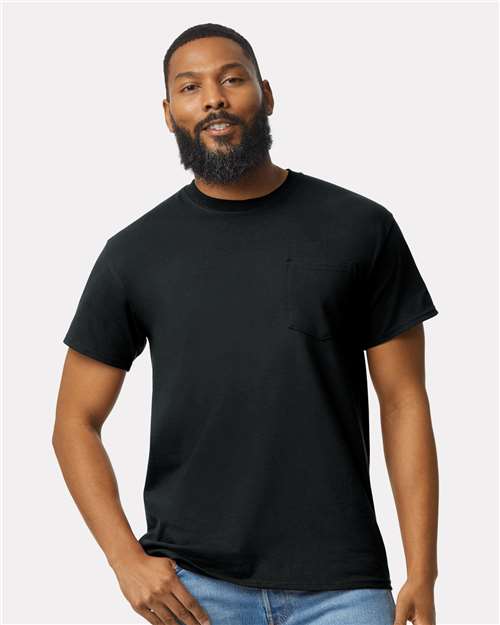 Gildan 2300 - Unisex Ultra Cotton Pocket T-Shirt - Black