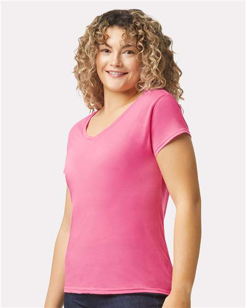 Gildan 64V00L - Women's Softstyle V-Neck T-Shirt - Azalea