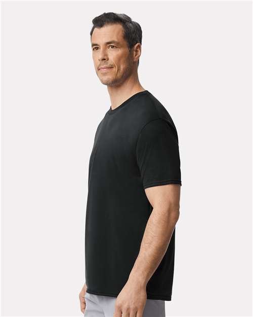 Gildan 42000 - Unisex Performance T-Shirt - Black