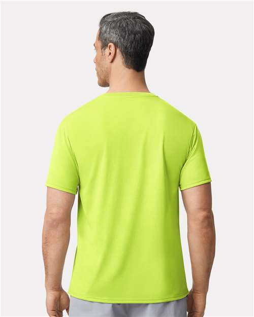 Gildan 42000 - Unisex Performance T-Shirt - Safety Green