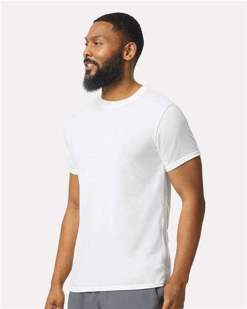 Gildan 42000 - Unisex Performance T-Shirt - White