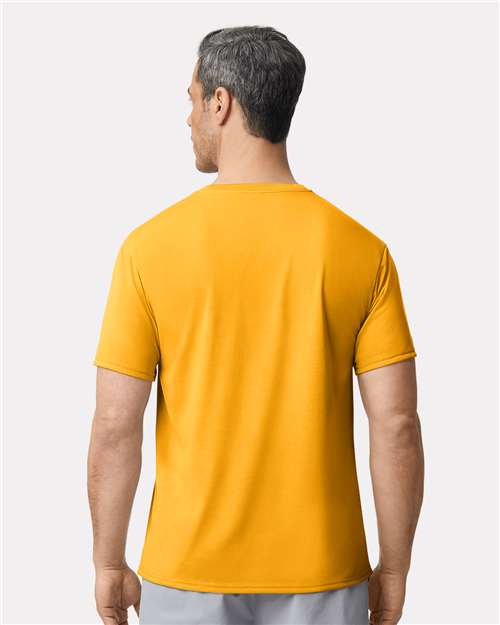 Gildan 42000 - Unisex Performance T-Shirt - Gold