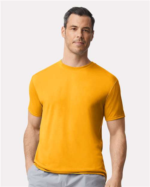 Gildan 42000 - Unisex Performance T-Shirt - Gold