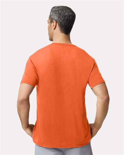 Gildan 42000 - Unisex Performance T-Shirt - Orange