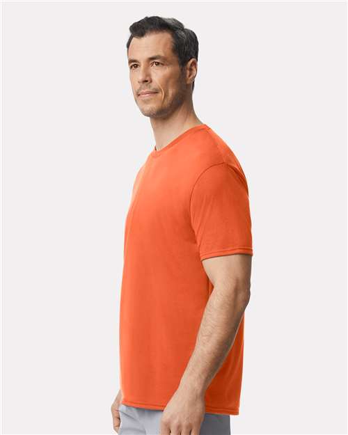 Gildan 42000 - Unisex Performance T-Shirt - Orange