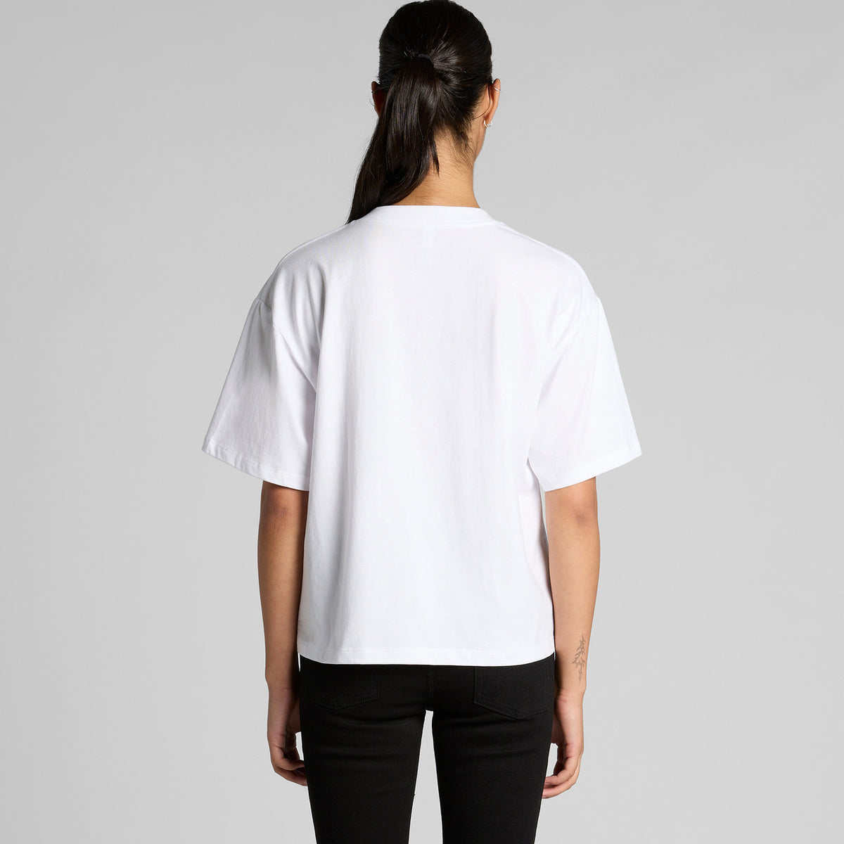AS Colour 4095 - Wo's Martina V Neck Tee