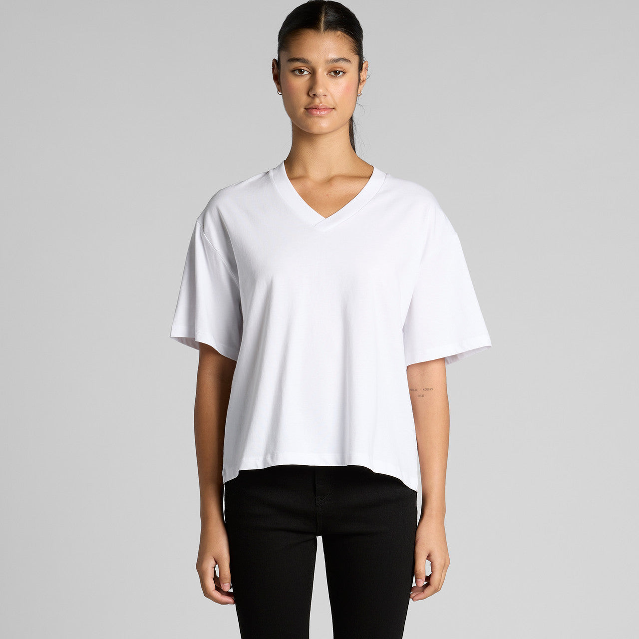 AS Colour 4095 - Wo's Martina V Neck Tee