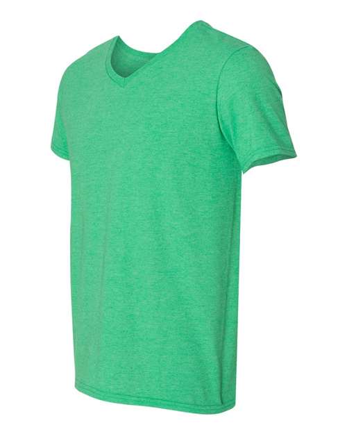 Gildan 64V00 - Unisex Softstyle V-Neck T-Shirt - Heather Irish Green
