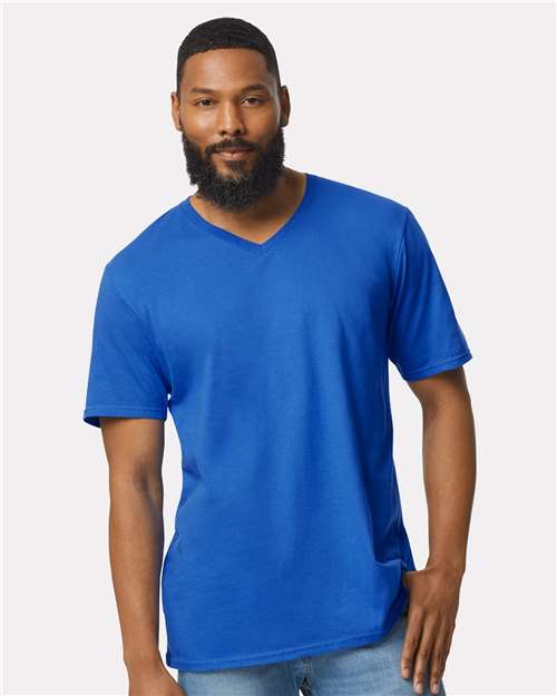 Gildan 64V00 - Unisex Softstyle V-Neck T-Shirt - Royal
